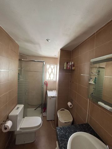 https://cdn.resales-online.com/public/a02rapy9v8x1ia95/properties/280904e8f2f711ef8cfb02e0405b089b/w1200/13-5fd73dea700db77384c091ca9818b1a9.jpg?v=1740498240