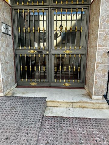 https://cdn.resales-online.com/public/a02rapy9v8x1ia95/properties/280904e8f2f711ef8cfb02e0405b089b/w1200/18-cc72f169493c096e712837ff5d8b6e41.jpg?v=1740498240