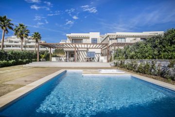 https://cdn.resales-online.com/public/hh55b9echi/properties/sofwsq1uuhr1xle/w1200/1-7980e48d732b6fc85c14b43b94d2aa54.jpg?v=1740987468
