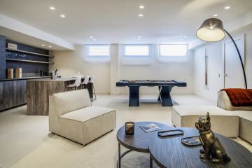 https://cdn.resales-online.com/public/hh55b9echi/properties/sofwsq1uuhr1xle/w1200/28-ef19a2c59920e2e087cd278a51b6dbf8.jpg?v=1740987468
