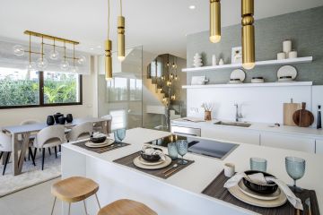 https://cdn.resales-online.com/public/hh55b9echi/properties/sofwsq1uuhr1xle/w1200/8-e64a9055bba3e77ac8aca3b893cdf826.jpg?v=1740987468