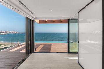 https://cdn.resales-online.com/public/c6rxxw1glq/properties/7f4b4f39f66211ef8cfb02e0405b089b/w1200/20-d1f7658cbe4ba6cd8666fec30fba80ad.jpg?v=1740812437