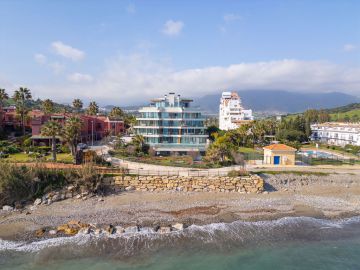 https://cdn.resales-online.com/public/c6rxxw1glq/properties/7f4b4f39f66211ef8cfb02e0405b089b/w1200/39-a493fe9149752455d4aa759b42ca0ea1.jpg?v=1740812437