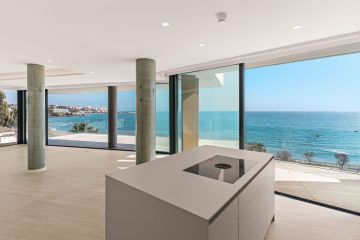https://cdn.resales-online.com/public/c6rxxw1glq/properties/7f4b4f39f66211ef8cfb02e0405b089b/w1200/6-241328e1bcc9c0d8ce1222beb6c967a8.jpg?v=1740812437