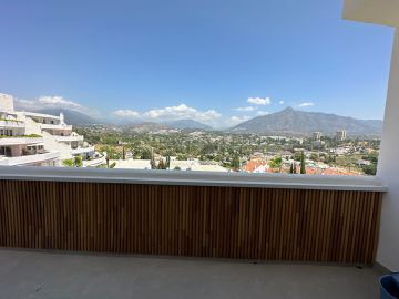 https://cdn.resales-online.com/public/un4peeg4/properties/5dfce3c5f85611ef8cfb02e0405b089b/w1200/19-d0ed7da2012a09046d307c195d98e7d6.jpg?v=1752066137