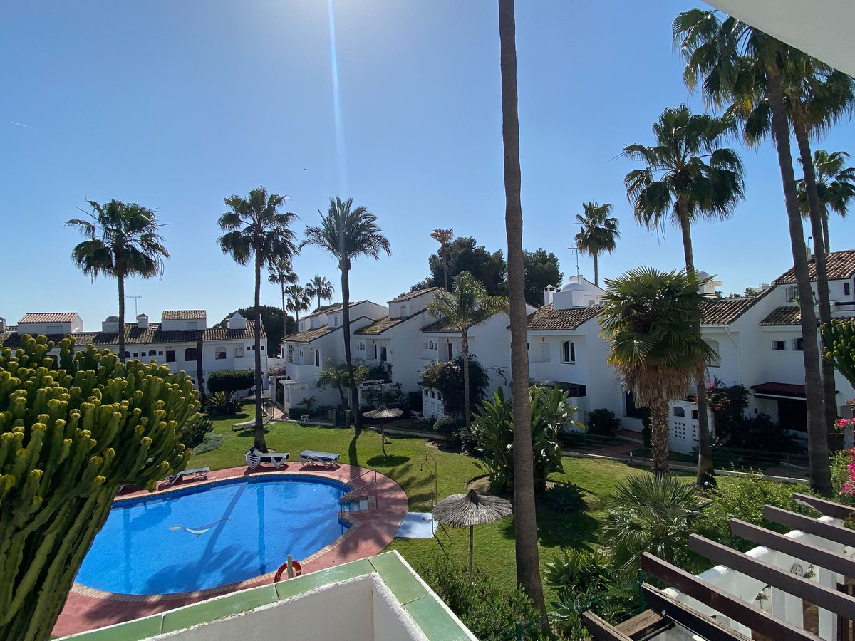 https://cdn.resales-online.com/public/6pcoehzhpl/properties/ca44efd9ea3811ef8ce602e0405b089b/w1200/1-7980e48d732b6fc85c14b43b94d2aa54.jpg?v=1740156386