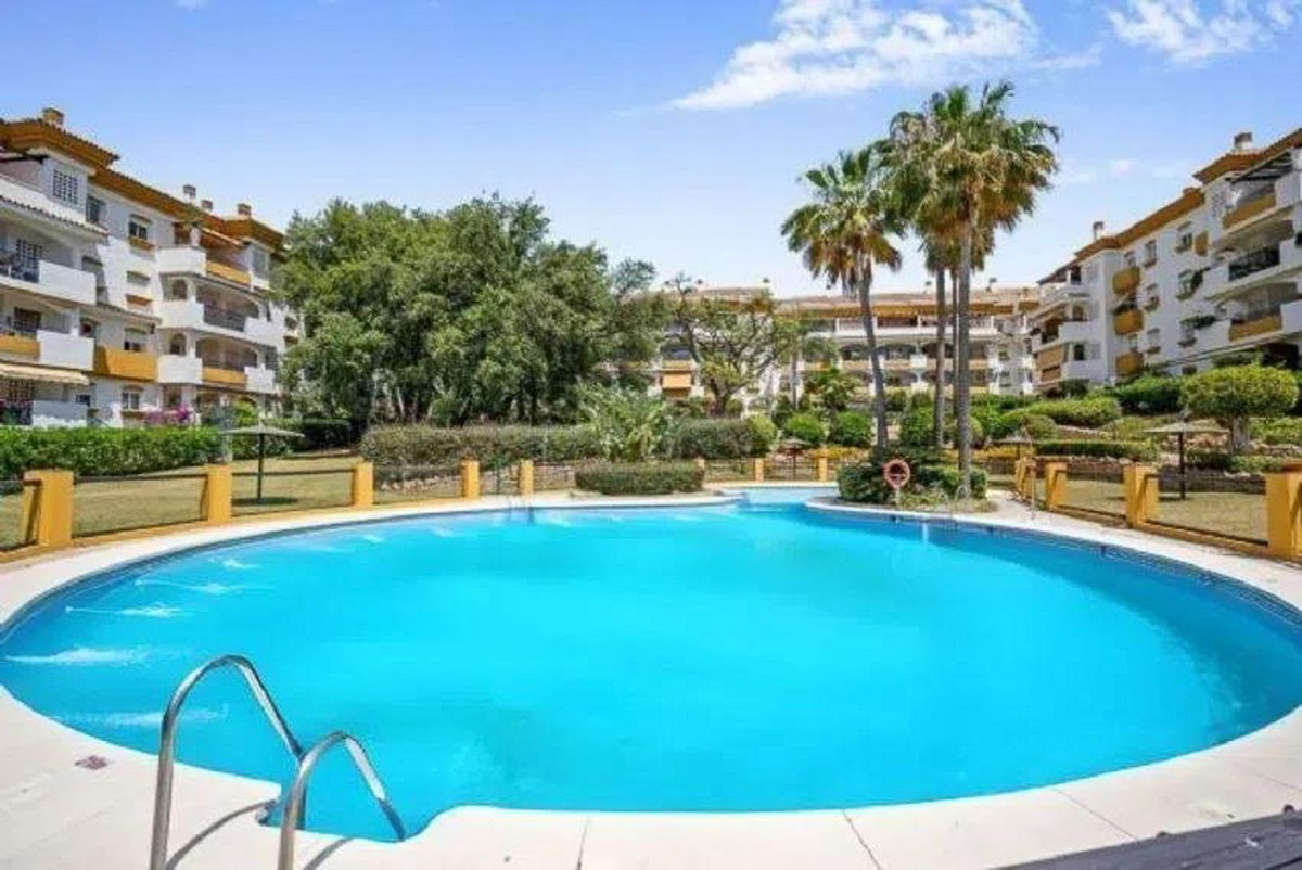 https://cdn.resales-online.com/public/6pcoehzhpl/properties/02240074e20b11ef8ce602e0405b089b/w1200/1-7980e48d732b6fc85c14b43b94d2aa54.jpg?v=1738605304