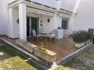 https://cdn.resales-online.com/public/0ujaq2tb3b/properties/e300240bf82a11ef8cfb02e0405b089b/w1200/32-e7f90ea5feef5e01d64d74d6b6d8a834.jpg?v=1741264004