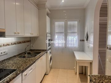 https://cdn.resales-online.com/public/0ujaq2tb3b/properties/e300240bf82a11ef8cfb02e0405b089b/w1200/6-241328e1bcc9c0d8ce1222beb6c967a8.jpg?v=1741264004
