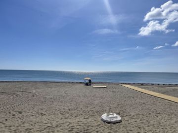 https://cdn.resales-online.com/public/lfdk02ac23/properties/1e694afffb5211ef8cfb02e0405b089b/w1200/31-5e8b9eb86a2d455eeaf43a7bbf3ccd12.jpg?v=1746532713