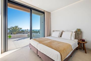 https://cdn.resales-online.com/public/ilmgg1itp5/properties/8c74a4eaf8e911ef8cfb02e0405b089b/w1200/36-be7efbbd8b294061d3f27cb7c37865bb.jpg?v=1741168640
