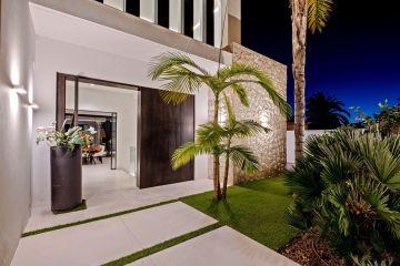 https://cdn.resales-online.com/public/ilmgg1itp5/properties/8c74a4eaf8e911ef8cfb02e0405b089b/w1200/52-aa08978ddec66a09ad5932aa90b5d90c.jpg?v=1741168640