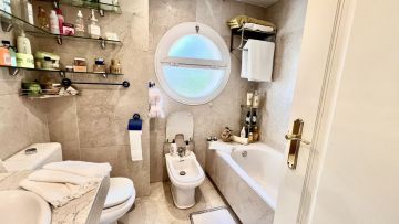 https://cdn.resales-online.com/public/un4peeg4/properties/58d90223e7d111ef8ce602e0405b089b/w1200/10-bb915d1cb19341576dcdc994b81ab9c5.jpg?v=1741602444