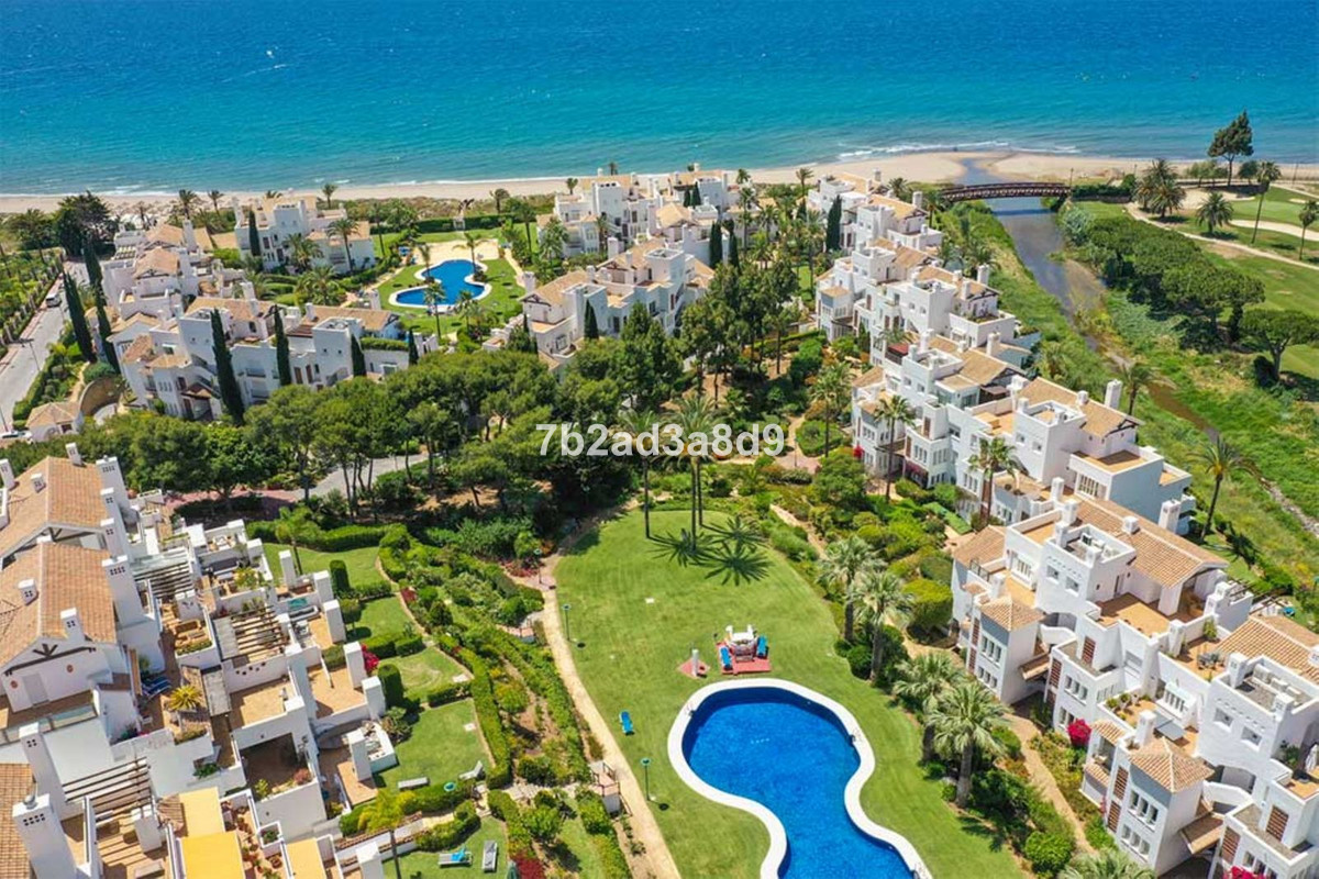 https://cdn.resales-online.com/public/7b2ad3a8d9/properties/4424aca4fe8c11ef8cfb02e0405b089b/w1200/1-7980e48d732b6fc85c14b43b94d2aa54.jpg?v=1741710871