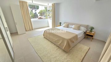 https://cdn.resales-online.com/public/7b2ad3a8d9/properties/760a47a5fddd11ef8cfb02e0405b089b/w1200/21-2c707e7c511429b4f8ec4ee5f221ddb6.jpg?v=1741635696