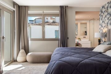 https://cdn.resales-online.com/public/vumcvajtgsjl4vtp/properties/6014e3a4f60011ef8cfb02e0405b089b/w1200/20-d1f7658cbe4ba6cd8666fec30fba80ad.jpg?v=1740770740