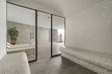 https://cdn.resales-online.com/public/vumcvajtgsjl4vtp/properties/6014e3a4f60011ef8cfb02e0405b089b/w1200/29-7c2f312881aea9bbe9ddaeb9640e2c9a.jpg?v=1740770740