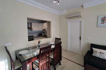 https://cdn.resales-online.com/public/9btkjerp6k/properties/2a6d5580ff3b11ef8cfb02e0405b089b/w1200/8-e64a9055bba3e77ac8aca3b893cdf826.jpg?v=1741785199