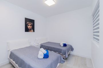 https://cdn.resales-online.com/public/rvs13dstz7/properties/3a3a61bdff3111ef8cfb02e0405b089b/w1200/13-5fd73dea700db77384c091ca9818b1a9.jpg?v=1741781129