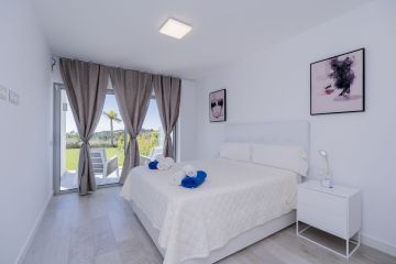 https://cdn.resales-online.com/public/rvs13dstz7/properties/3a3a61bdff3111ef8cfb02e0405b089b/w1200/18-cc72f169493c096e712837ff5d8b6e41.jpg?v=1741781129