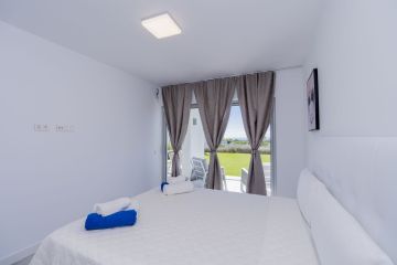 https://cdn.resales-online.com/public/rvs13dstz7/properties/3a3a61bdff3111ef8cfb02e0405b089b/w1200/19-d0ed7da2012a09046d307c195d98e7d6.jpg?v=1741781129