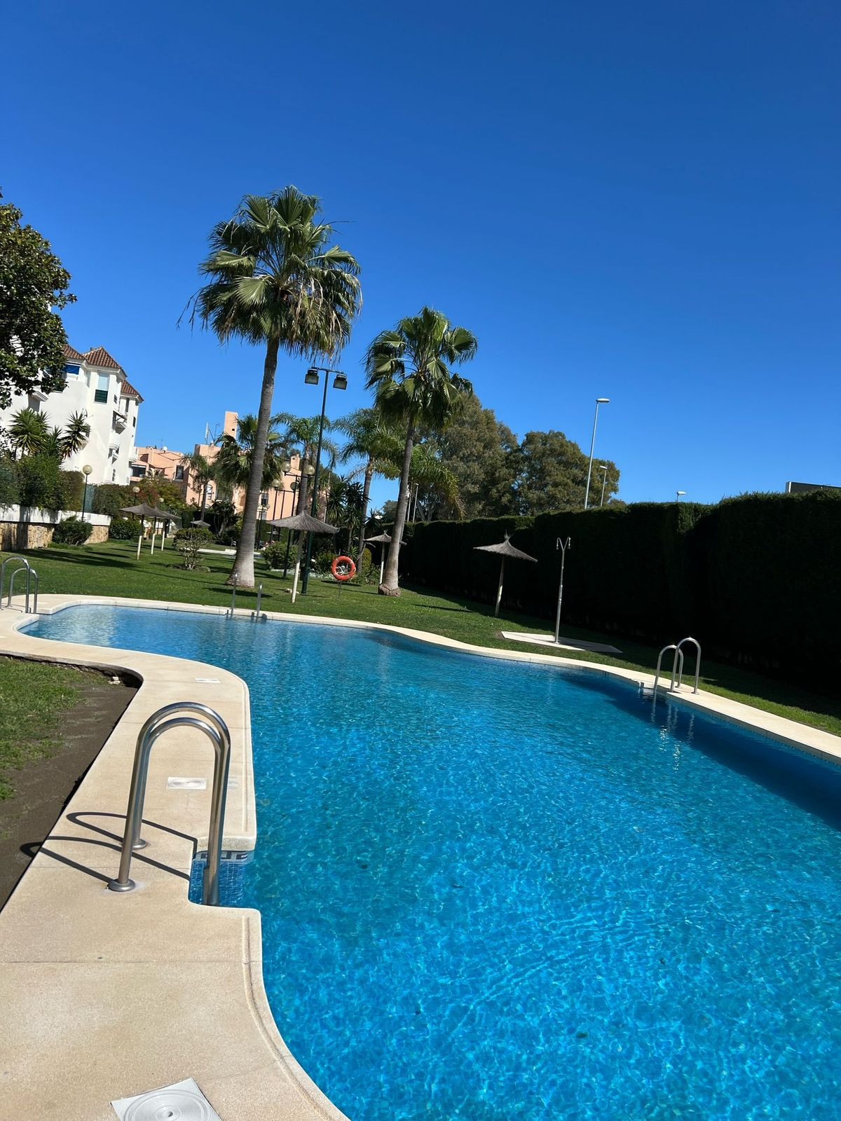 https://cdn.resales-online.com/public/lez7769oty/properties/2d01db43001411f08cfb02e0405b089b/w1200/1-7980e48d732b6fc85c14b43b94d2aa54.jpg?v=1741879565