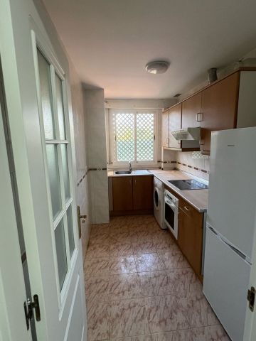 https://cdn.resales-online.com/public/lez7769oty/properties/2d01db43001411f08cfb02e0405b089b/w1200/14-d70dc3102c00d7be0e872dfe1c1f86d7.jpg?v=1741879565