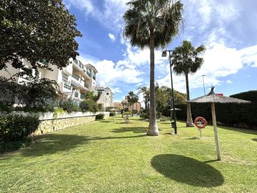https://cdn.resales-online.com/public/lez7769oty/properties/2d01db43001411f08cfb02e0405b089b/w1200/29-7c2f312881aea9bbe9ddaeb9640e2c9a.jpg?v=1742596363