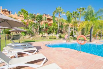 https://cdn.resales-online.com/public/53ixe96ep1/properties/f132f576ffec11ef8cfb02e0405b089b/w1200/47-b3a03718b4ecea17fd5585e425dce0e2.jpg?v=1741946505