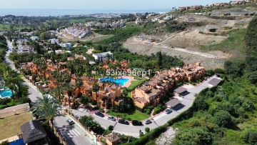 https://cdn.resales-online.com/public/53ixe96ep1/properties/f132f576ffec11ef8cfb02e0405b089b/w1200/58-f216ef5a4348ce69a3d78ee72f4b3bc2.jpg?v=1745487259