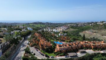 https://cdn.resales-online.com/public/53ixe96ep1/properties/f132f576ffec11ef8cfb02e0405b089b/w1200/59-17d8b885cf42a1c7af91ef6c5fd5a0e0.jpg?v=1745487259