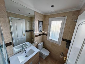 https://cdn.resales-online.com/public/wuap71y7hs/properties/834a5457ffd011ef8cfb02e0405b089b/w1200/16-ec67b526875bf0124b6ce4328a754439.jpg?v=1741935657
