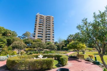 https://cdn.resales-online.com/public/uhu060fbcr/properties/c2d06efafff011ef8cfb02e0405b089b/w1200/14-d70dc3102c00d7be0e872dfe1c1f86d7.jpg?v=1751880699