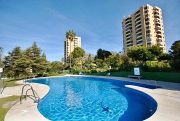 https://cdn.resales-online.com/public/uhu060fbcr/properties/c2d06efafff011ef8cfb02e0405b089b/w1200/15-11d12f2f454f2f5e9b981fdd8b901d51.jpg?v=1751880699