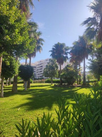 https://cdn.resales-online.com/public/uhu060fbcr/properties/c2d06efafff011ef8cfb02e0405b089b/w1200/17-dd5fcd4f0eb487dfa3803f7e20814c0e.jpg?v=1751880699