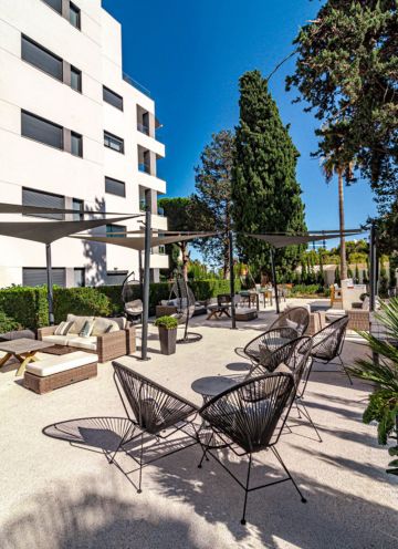 https://cdn.resales-online.com/public/zzqhzfoylx/properties/fb8aee9196bb11ef84cf0217bc231ef4/w1200/20-d1f7658cbe4ba6cd8666fec30fba80ad.jpg?v=1730296925