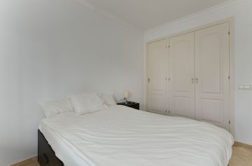 https://cdn.resales-online.com/public/hfuarlir3d/properties/72c93a2103ed11f08cfb02e0405b089b/w1200/27-f6e8bc237ba13ac4c268badec6354f3d.jpg?v=1742303152