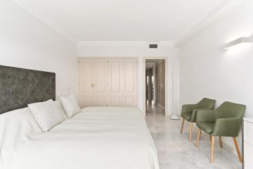 https://cdn.resales-online.com/public/om3hy319akz17dau/properties/89a1ee29028611f08cfb02e0405b089b/w1200/16-ec67b526875bf0124b6ce4328a754439.jpg?v=1742238791