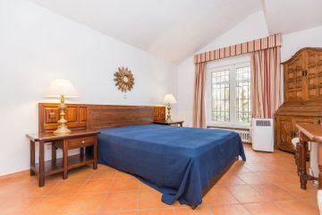 https://cdn.resales-online.com/public/bsa170ai1d/properties/8f5916e5b31d11eba13006b3c6b82ba8/w1200/19-d0ed7da2012a09046d307c195d98e7d6.jpg?v=1621004615