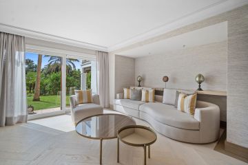 https://cdn.resales-online.com/public/86l1hb0hs4/properties/34aca976a35311ef84cf0217bc231ef4/w1200/12-53013098fcab6c38b1379cd33298e050.jpg?v=1731680875
