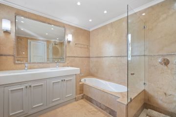 https://cdn.resales-online.com/public/86l1hb0hs4/properties/34aca976a35311ef84cf0217bc231ef4/w1200/34-2e8657844e540eba0189d71f472ffca9.jpg?v=1731680875