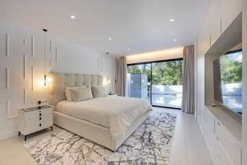 https://cdn.resales-online.com/public/86l1hb0hs4/properties/fe2c500b04eb11f08cfb02e0405b089b/w1200/3-e898b2bb2a2fdfd06d2c39894dce8316.jpg?v=1742410889