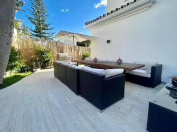 https://cdn.resales-online.com/public/r1zadf0r2w/properties/ad903f6f030811f08cfb02e0405b089b/w1200/10-bb915d1cb19341576dcdc994b81ab9c5.jpg?v=1742416974