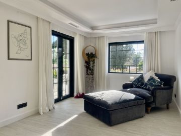 https://cdn.resales-online.com/public/r1zadf0r2w/properties/ad903f6f030811f08cfb02e0405b089b/w1200/33-f37a7fab00fce6ff6b895520b67d6d6d.jpg?v=1742416974