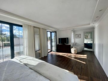 https://cdn.resales-online.com/public/r1zadf0r2w/properties/ad903f6f030811f08cfb02e0405b089b/w1200/38-9b9a71c4c46e127e5c6f91a74b158396.jpg?v=1742416974