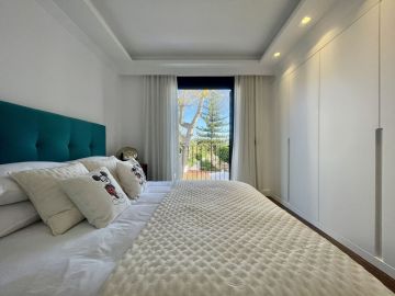 https://cdn.resales-online.com/public/r1zadf0r2w/properties/ad903f6f030811f08cfb02e0405b089b/w1200/44-a9b00fef606e1a421f9431575315bbcb.jpg?v=1742416974