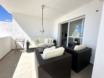 https://cdn.resales-online.com/public/ji01jy8heq/properties/44933ddc098311f08cfb02e0405b089b/w1200/1-7980e48d732b6fc85c14b43b94d2aa54.jpg?v=1742916040