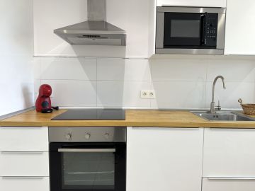 https://cdn.resales-online.com/public/ji01jy8heq/properties/44933ddc098311f08cfb02e0405b089b/w1200/12-53013098fcab6c38b1379cd33298e050.jpg?v=1742916040