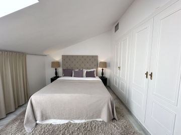https://cdn.resales-online.com/public/ji01jy8heq/properties/44933ddc098311f08cfb02e0405b089b/w1200/18-cc72f169493c096e712837ff5d8b6e41.jpg?v=1742916040