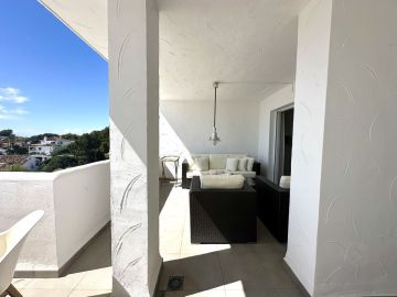 https://cdn.resales-online.com/public/ji01jy8heq/properties/44933ddc098311f08cfb02e0405b089b/w1200/8-e64a9055bba3e77ac8aca3b893cdf826.jpg?v=1742916040